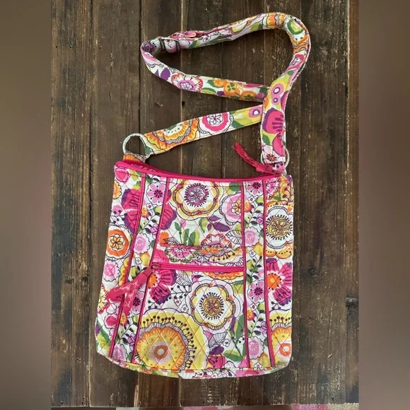 Vera Bradley Hipster Crossbody bag - Picture 4 of 9